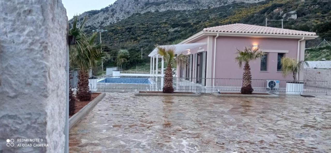 Saint Nicholas Villas 3 Skala  エクステリア 写真